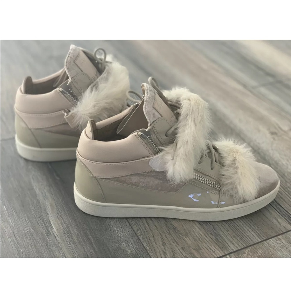 Brand new Giuseppe Zanotti fur sneakers